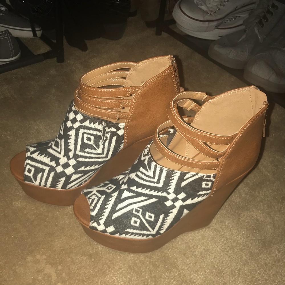 Shi Wedges